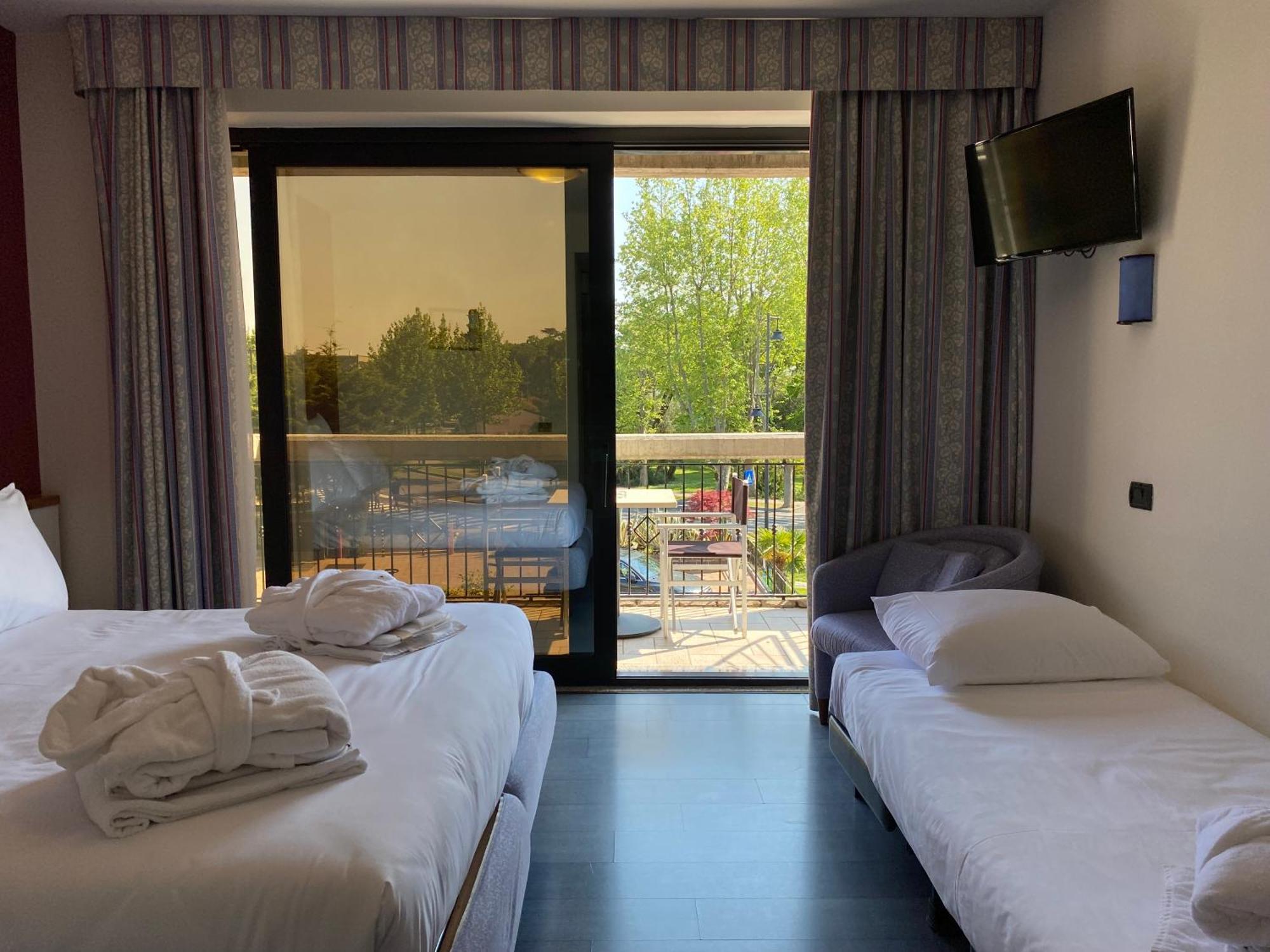 Alevic Hotel Sirmione Exteriér fotografie